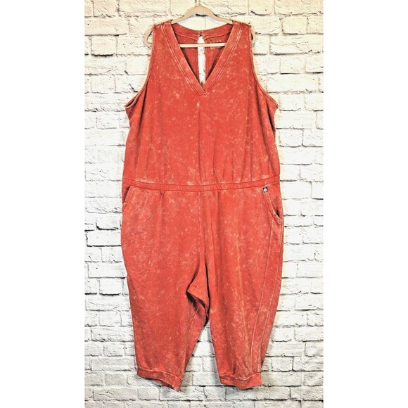 Lane Bryant Livi Sleeveless French Terry Jumpsuit Red POCKETS Plus 34/36 NWT - Picture 2 of 9